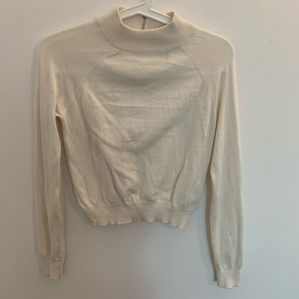 Forever 21 mock neck sweater - Picture 1 of 2